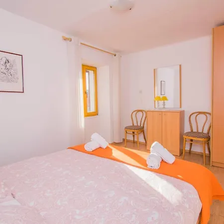 Appartamento In Klanice Dobrinj, Island Krk *