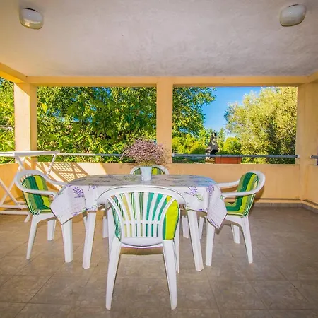 In Klanice Dobrinj, Island Krk Appartamento
