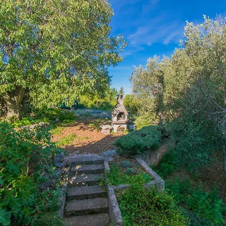 In Klanice Dobrinj, Island Krk * Dobrinj