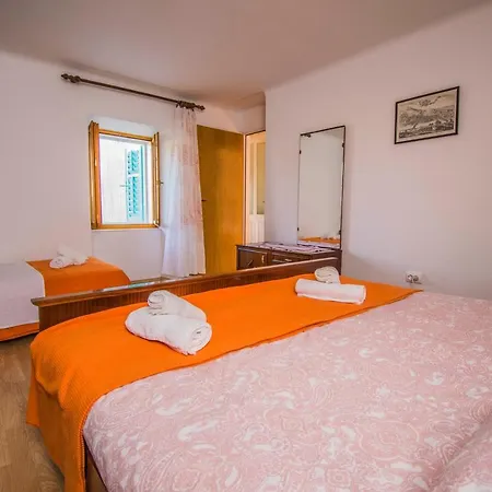 아파트 In Klanice Dobrinj, Island Krk